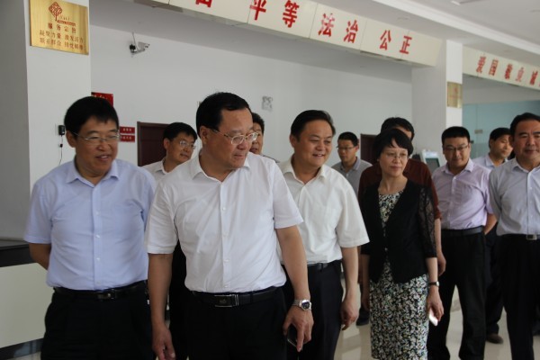 河东区人大来我镇沙汀社区参观学习