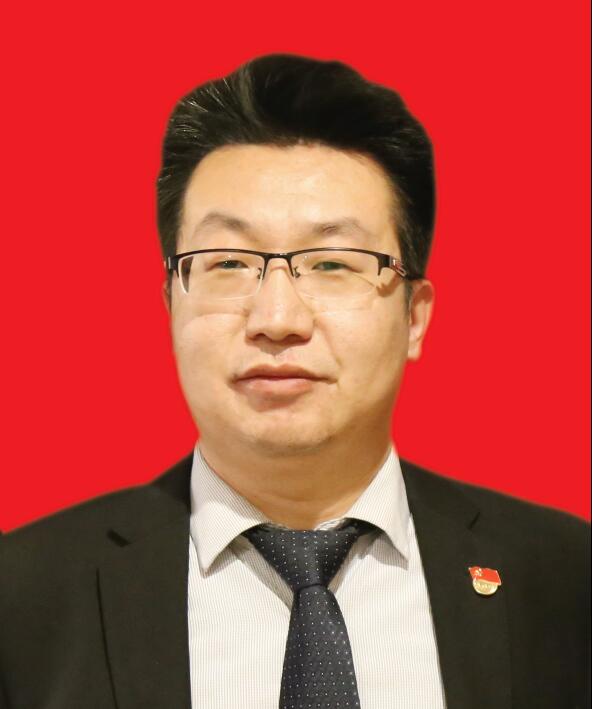 方城镇人大主席