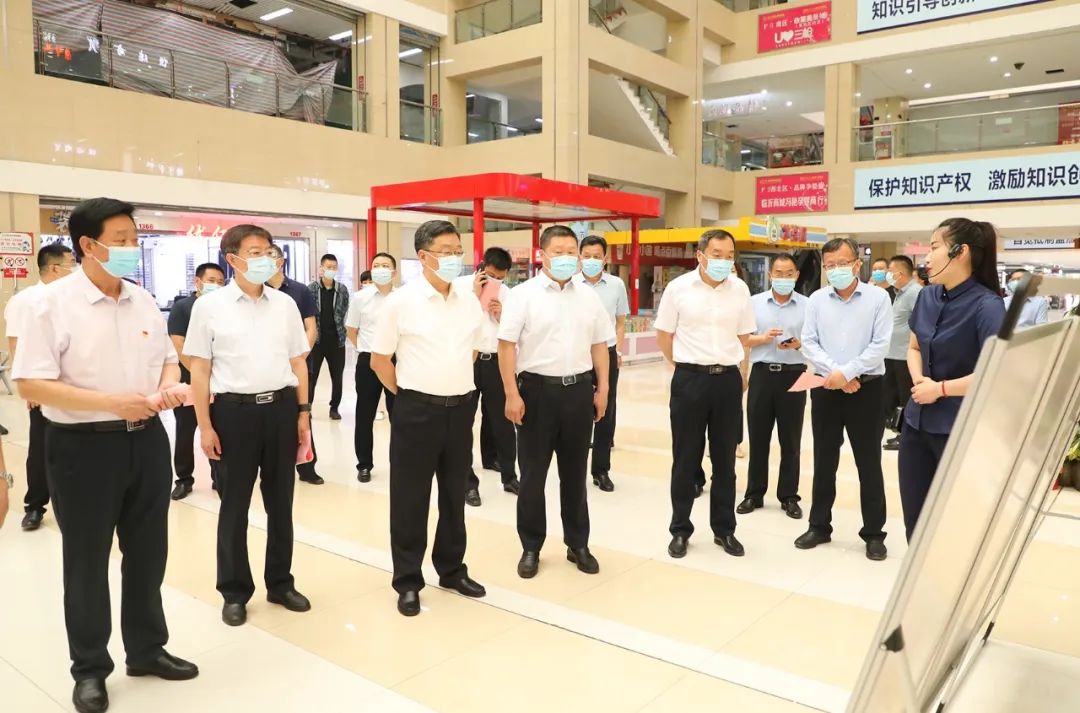 市人大常委会视察组来兰山区视察知识产权保护工作